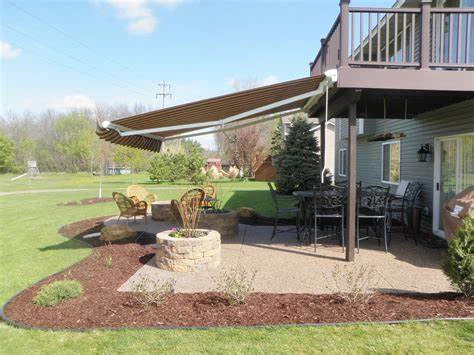 Modern Retractable Awning